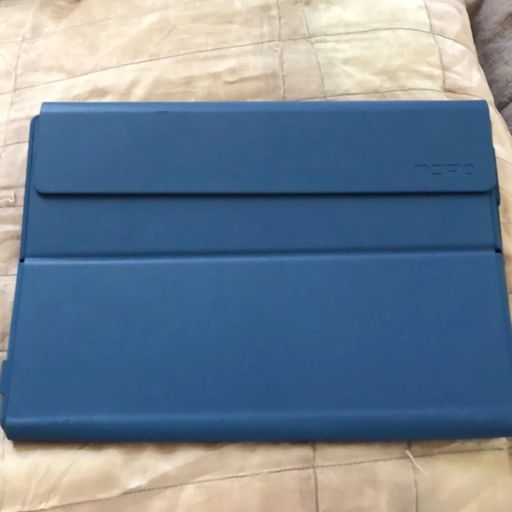 Incipio Microsoft Surface hard shell tablet case. Blue. Excellent condition.